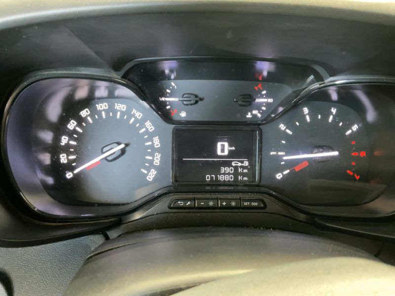 Citroen Berlingo 1.5 Blue-HDi Control M 2020 – снимка 18