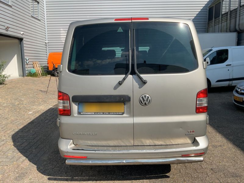 Volkswagen T5 Caravelle 2.0 TDI Comfortline lang 2015 – снимка 7
