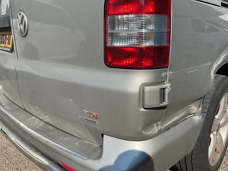 Volkswagen T5 Caravelle 2.0 TDI Comfortline lang 2015 – снимка 25