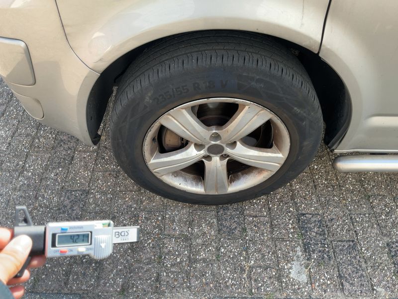 Volkswagen T5 Caravelle 2.0 TDI Comfortline lang 2015 – снимка 3
