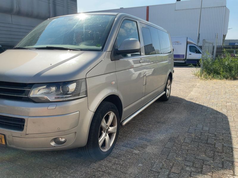 Volkswagen T5 Caravelle 2.0 TDI Comfortline lang 2015 – снимка 2
