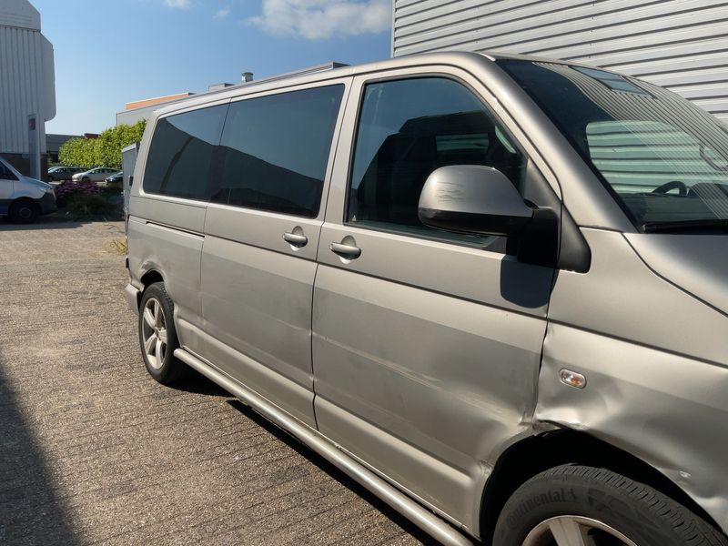 Volkswagen T5 Caravelle 2.0 TDI Comfortline lang 2015 – снимка 10