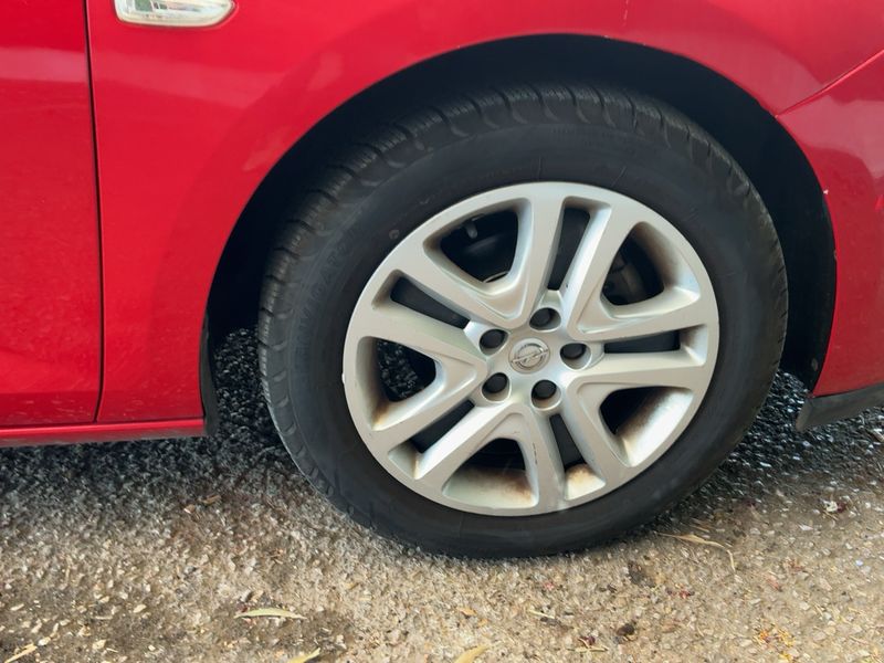 Opel Astra 1.4 SIDI Turbo Selective Start/Stop 2016 – снимка 11