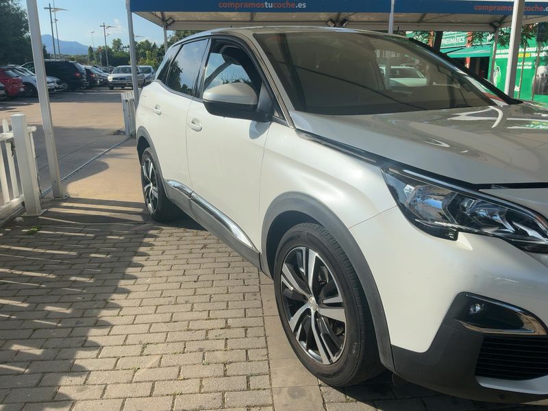 Peugeot 3008 1.2 PureTech Allure — zdjęcie 8