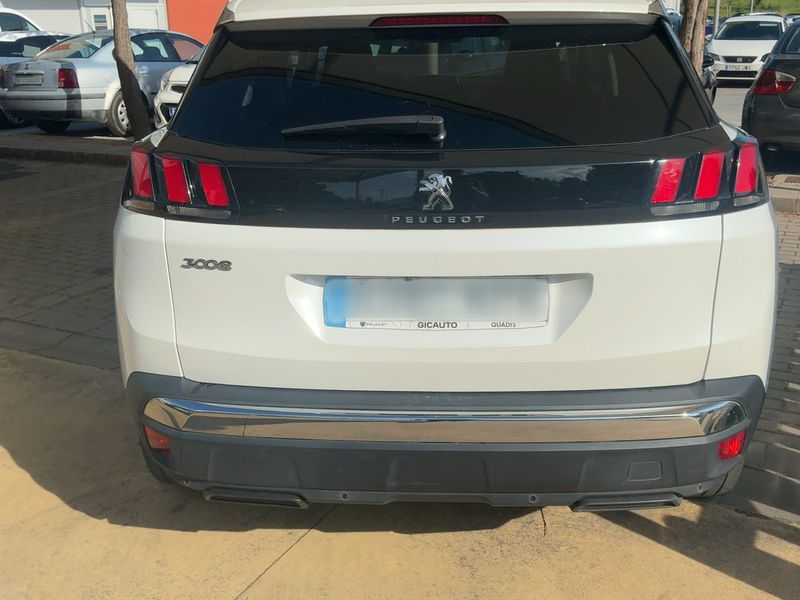 Peugeot 3008 1.2 PureTech Allure — zdjęcie 5