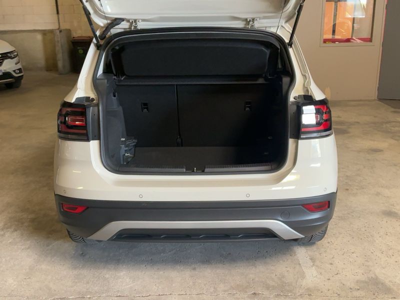 Volkswagen T-Cross 1.0 TSI Carat — zdjęcie 10