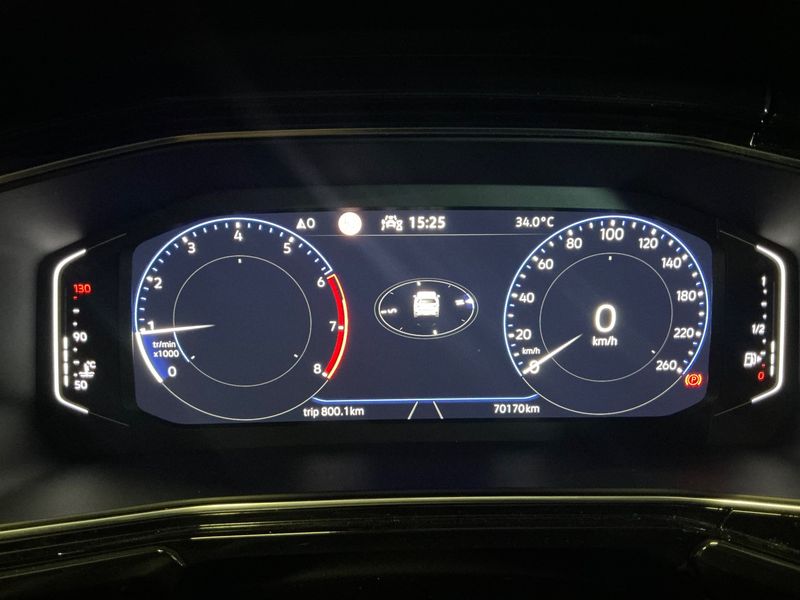 Volkswagen T-Cross 1.0 TSI Carat — zdjęcie 13