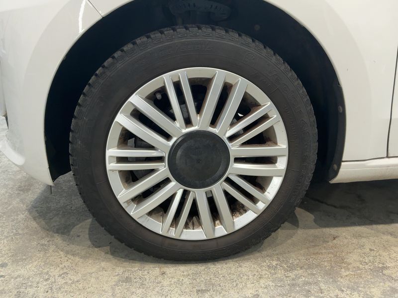 Volkswagen up! 1.0 Cup up! 2015 – снимка 3