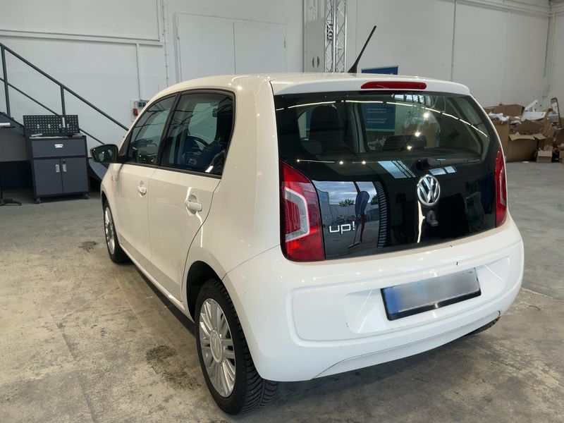Volkswagen up! 1.0 Cup up! 2015 – снимка 6