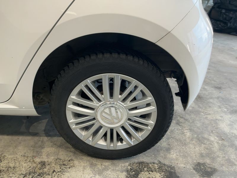 Volkswagen up! 1.0 Cup up! 2015 – снимка 5