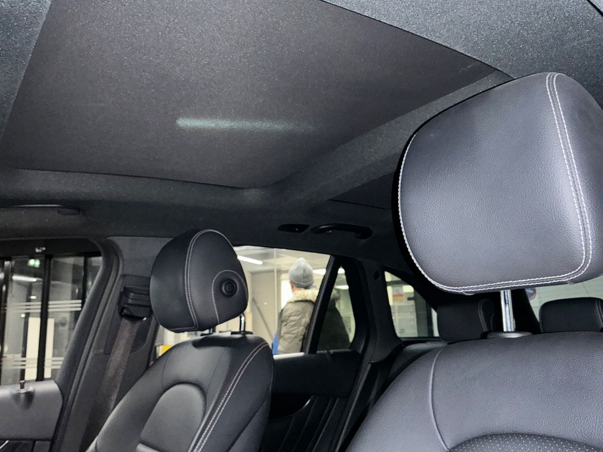 Mercedes-Benz GLC-Klasse 2018 — photo 32
