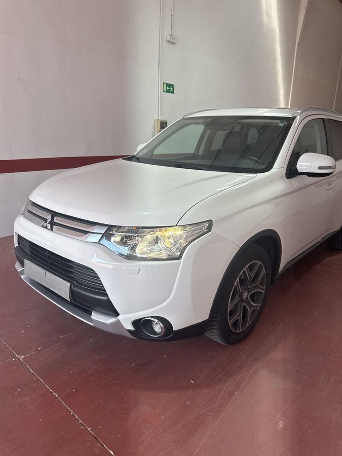 Mitsubishi Outlander 2.2 DI-D Kaiteki 4WD
