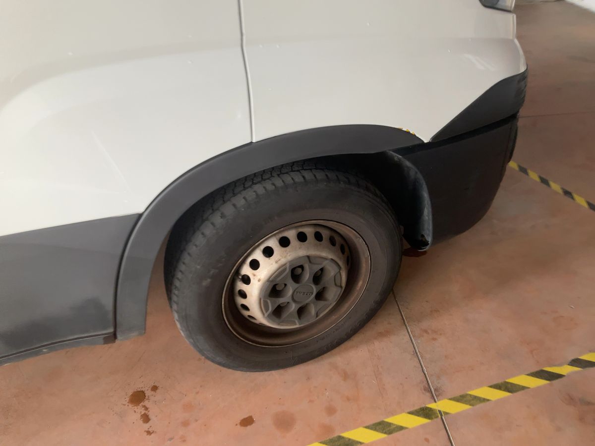 Iveco Daily 2019 — photo 12