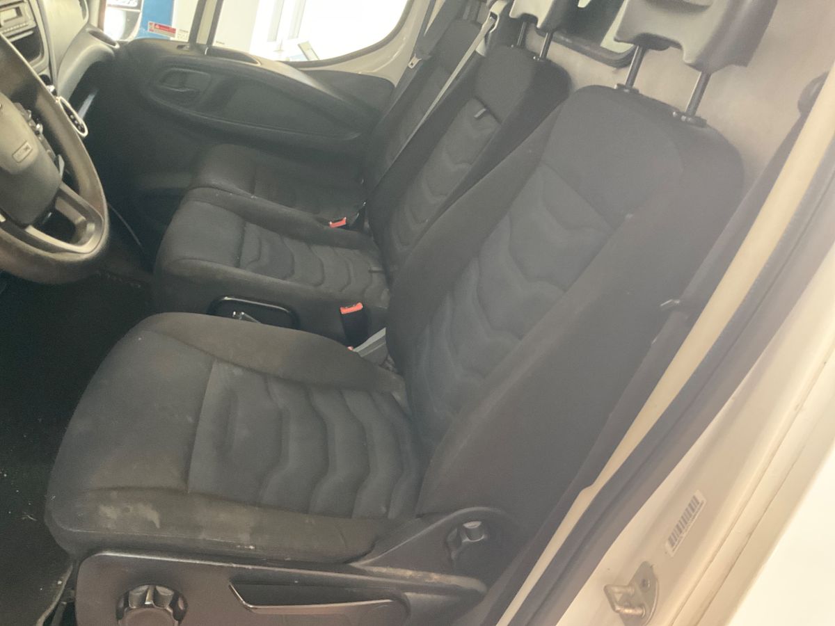 Iveco Daily 2019 — photo 37
