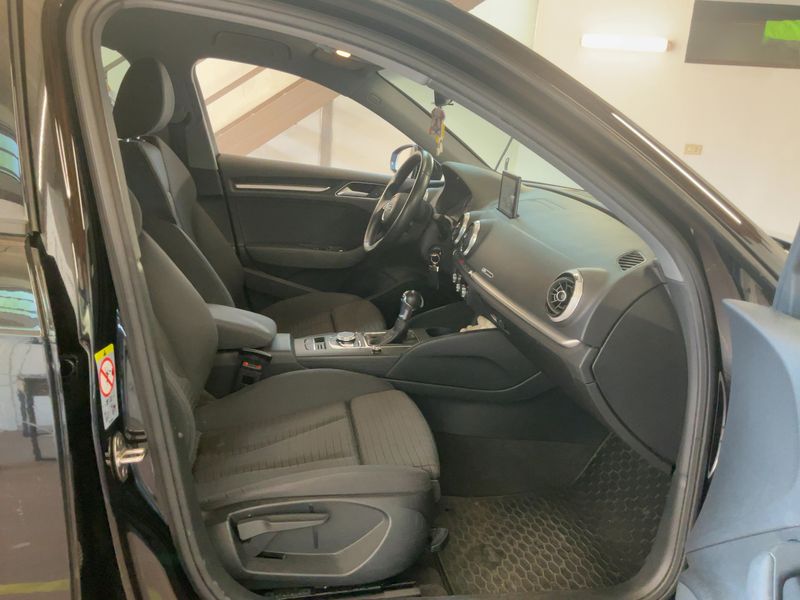 Audi A3 Sportback 1.6 TDI Sport — zdjęcie 11