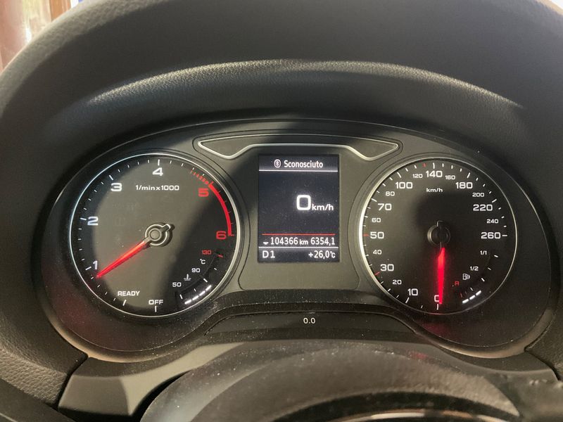 Audi A3 Sportback 1.6 TDI Sport — zdjęcie 13