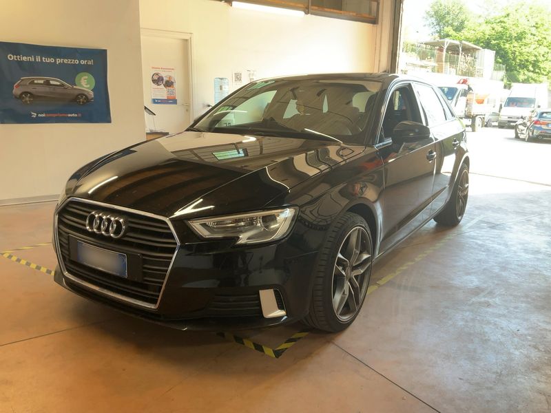 Audi A3 Sportback 1.6 TDI Sport — zdjęcie 1