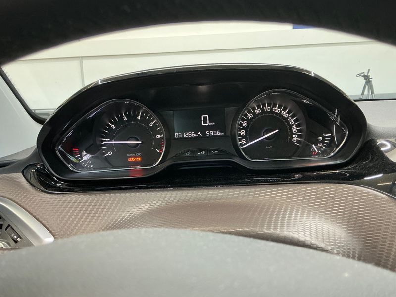 Peugeot 2008 1.6 Active 2015 – снимка 19