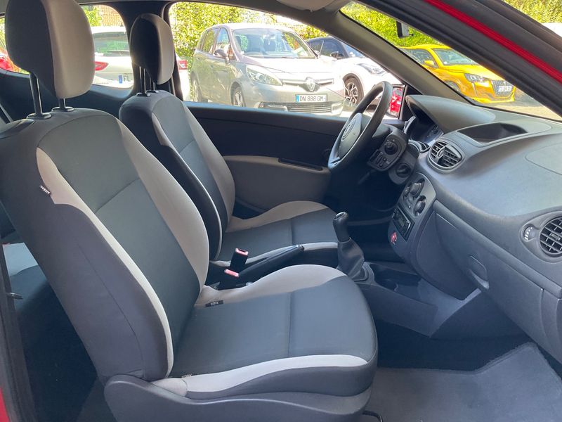 Renault Clio 1.2 Authentique — zdjęcie 3