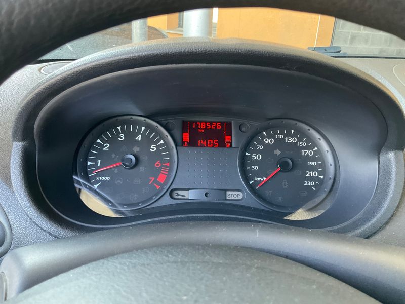 Renault Clio 1.2 Authentique — zdjęcie 4