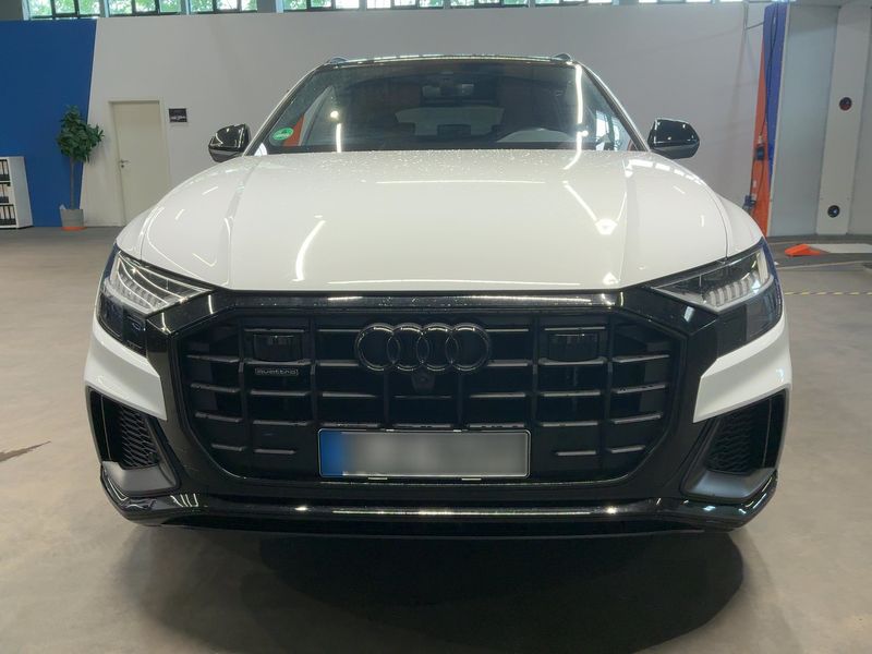 Audi Q8 60 TFSIe quattro — zdjęcie 9