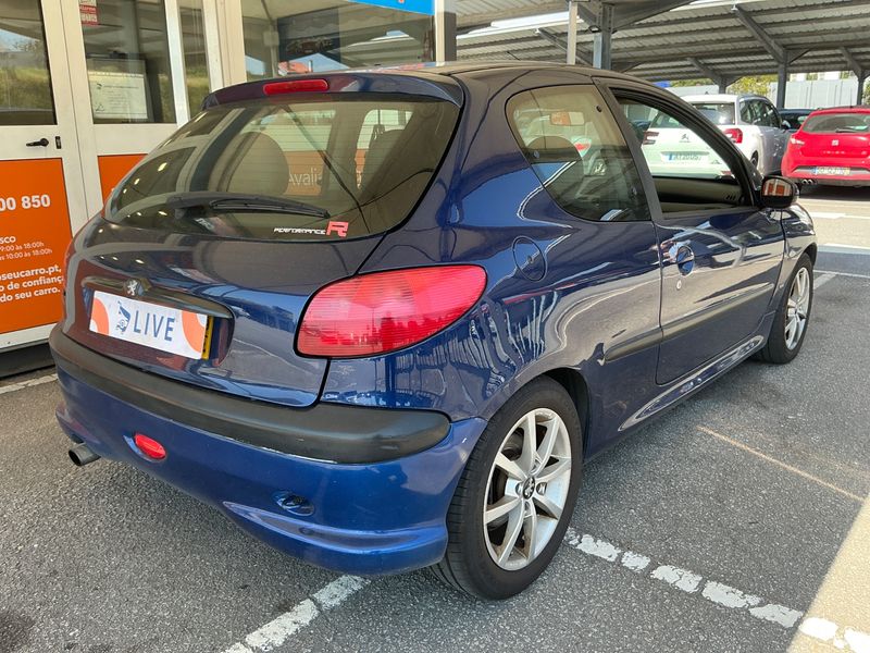 Peugeot 206 2.0 Sport S 16 — zdjęcie 2