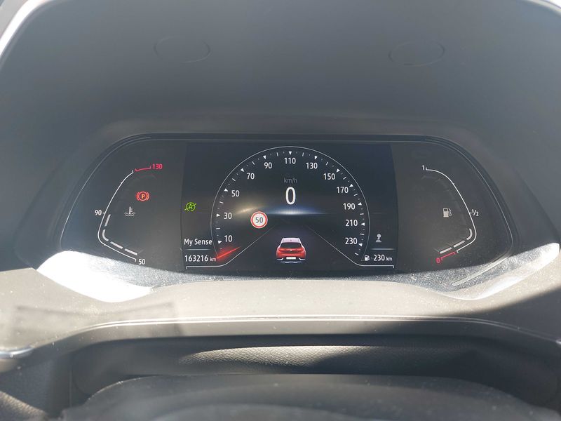 Renault Captur 1.5 BLUE dCi Intens — zdjęcie 12