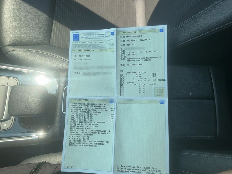 Mercedes-Benz EQA 250 Progressive — zdjęcie 15