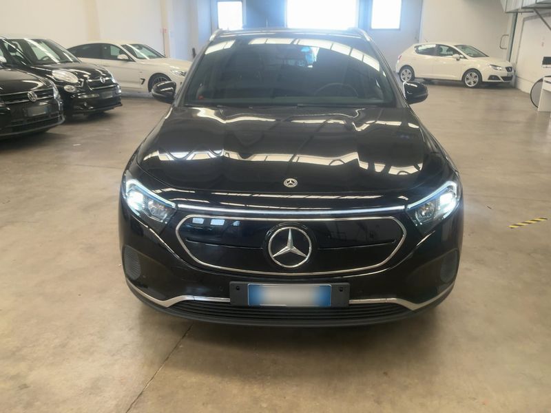 Mercedes-Benz EQA 250 Progressive — zdjęcie 9