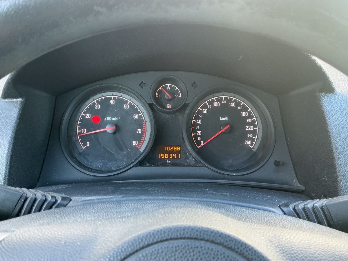 Opel Astra 2012 — photo 5