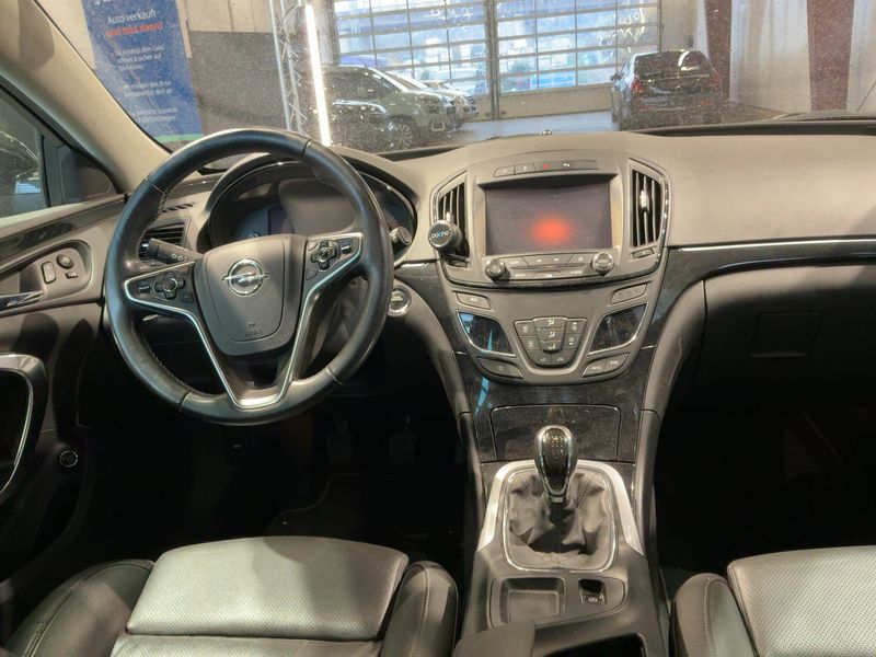 Opel Insignia Country Tourer 2.0 CDTI Basis ecoFlex — zdjęcie 12