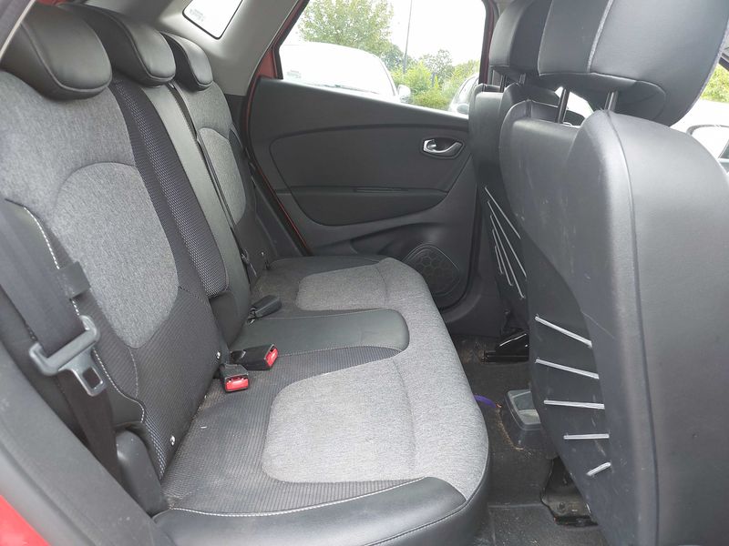 Renault Captur 1.2 TCe Energy Intens — zdjęcie 14