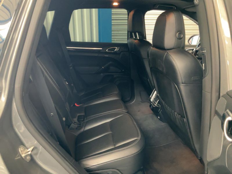 Porsche Cayenne Diesel 2013 – снимка 19