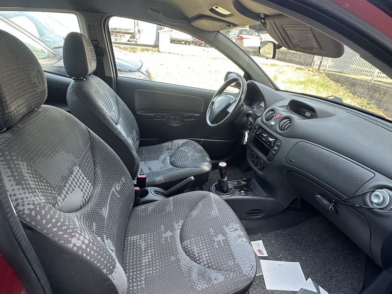 Citroen C2 1.1 X — zdjęcie 9