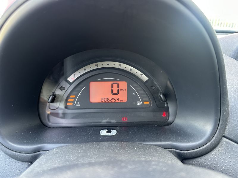 Citroen C2 1.1 X — zdjęcie 11