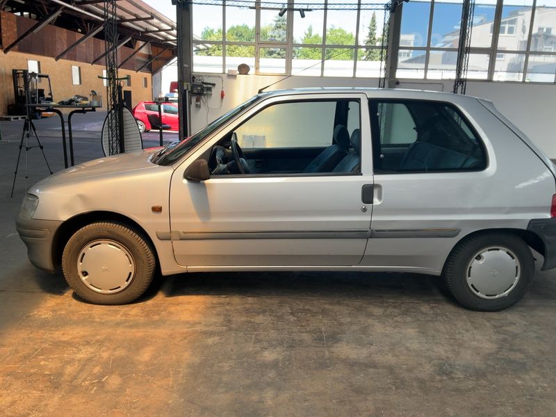 Peugeot 106 1.0 Sketch — zdjęcie 4