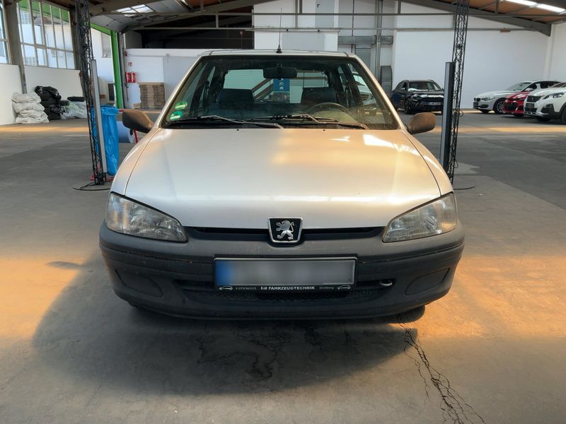 Peugeot 106 1.0 Sketch — zdjęcie 9