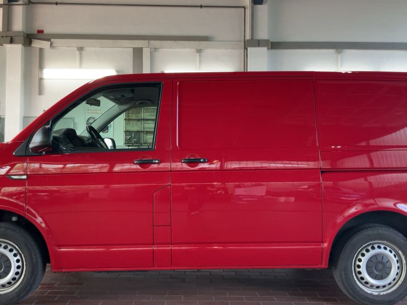Volkswagen T6 Transporter 2.0 TDI Kasten — zdjęcie 4