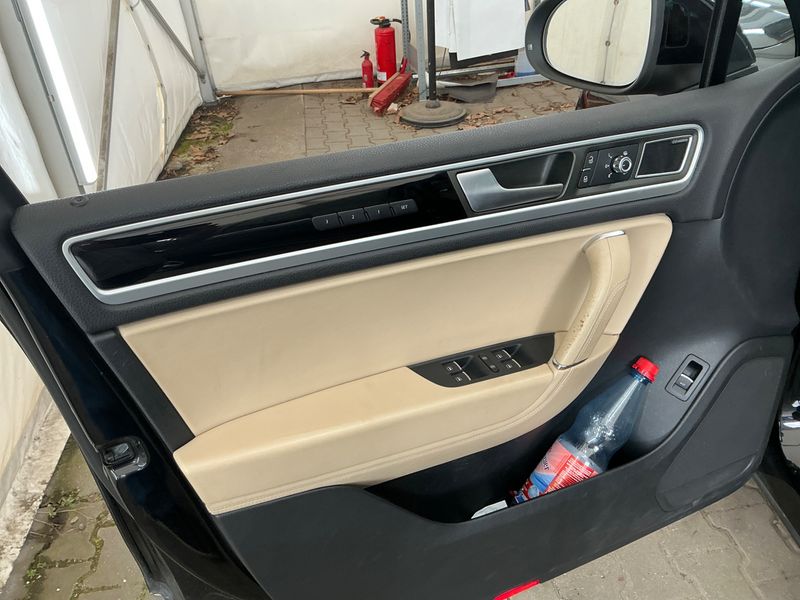 Volkswagen Touareg 3.0 V6 TDI BlueMotion Tech 2013 – снимка 22