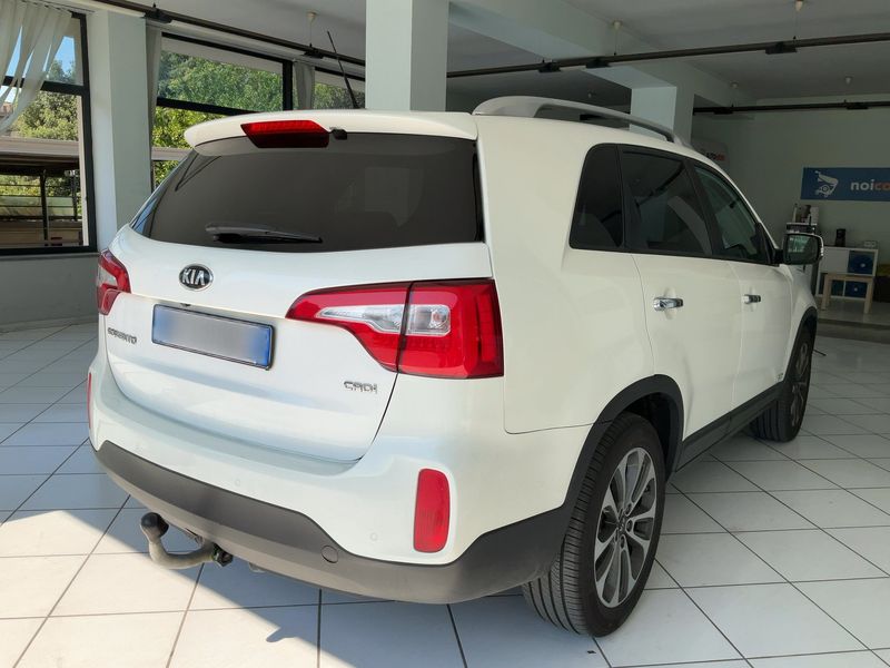 Kia Sorento 2.2 CRDi Spirit 4WD — zdjęcie 6