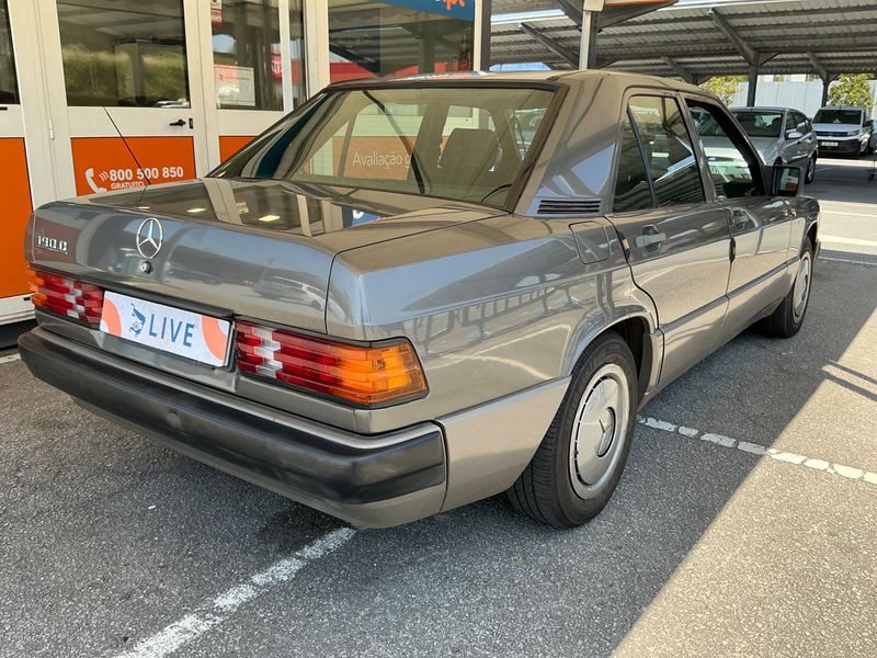 Mercedes-Benz 190/190 E D 190 — zdjęcie 2