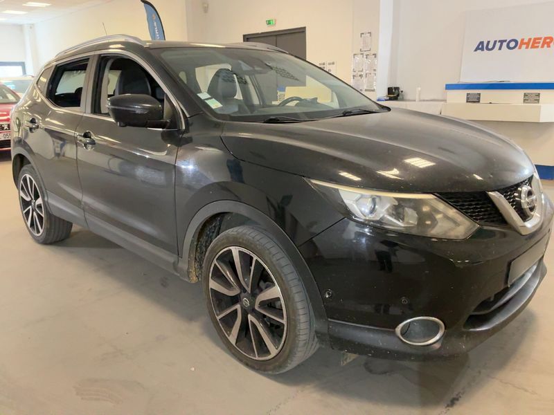 Nissan Qashqai 1.6 dCi Tekna 2015 – снимка 12