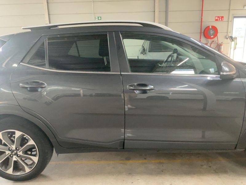 Kia Stonic 1.4 Spirit — zdjęcie 7