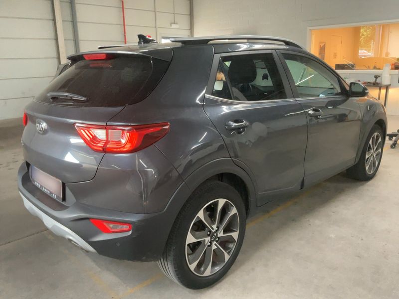 Kia Stonic 1.4 Spirit — zdjęcie 6