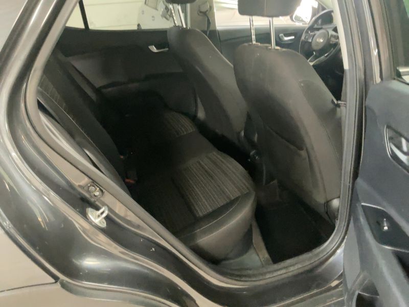 Kia Stonic 1.4 Spirit — zdjęcie 14