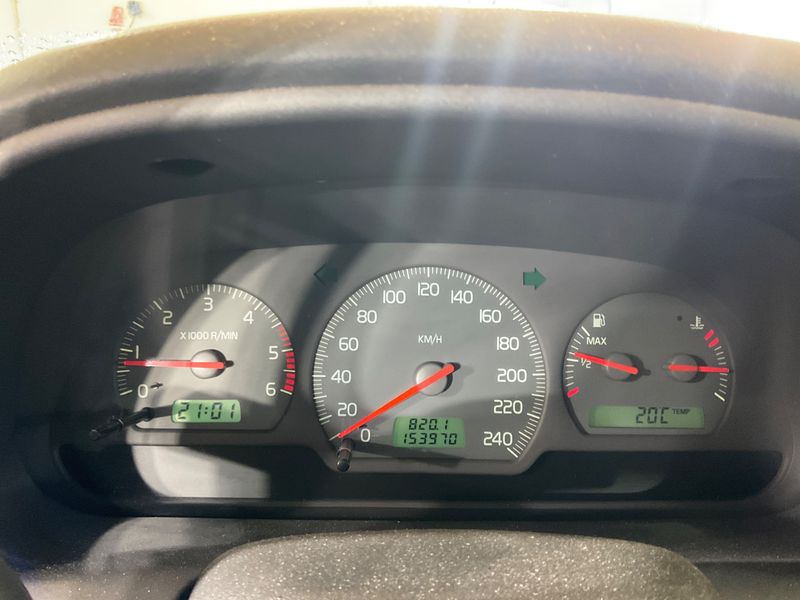 Volvo V40 1.9 D 2001 – снимка 4