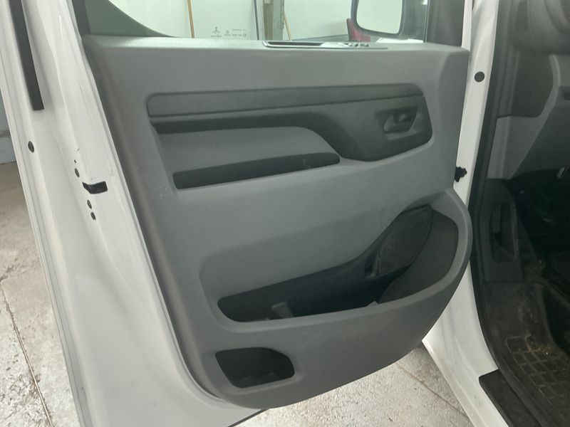 Peugeot Expert 2.0 Blue-HDi Premium L2 2019 – снимка 36