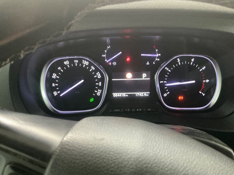 Peugeot Expert 2.0 Blue-HDi Premium L2 — zdjęcie 13