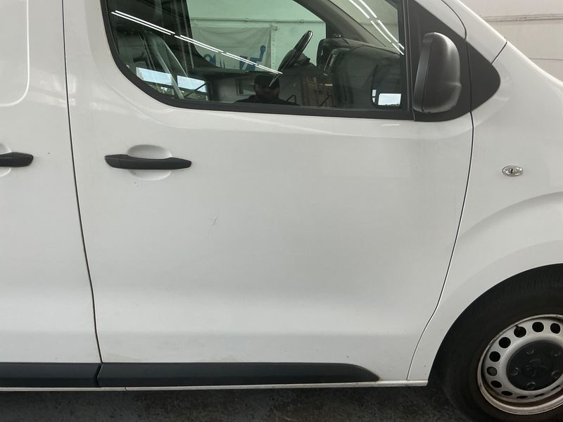 Peugeot Expert 2.0 Blue-HDi Premium L2 2019 – снимка 26