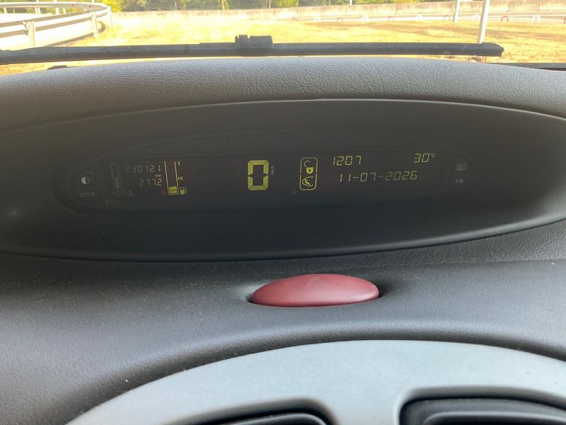 Citroen Xsara Picasso 1.6 HDi LX Plus — zdjęcie 4